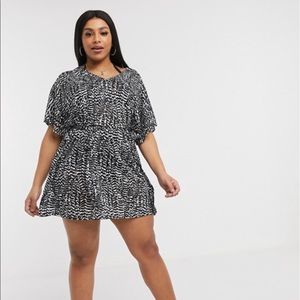 New Look Curve animal print caftan